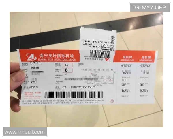 成都与重庆足球队的赛后复盘分析及战术意识探讨