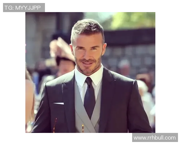 金色长发的足球明星是谁他在赛场上的传奇故事与风采揭秘